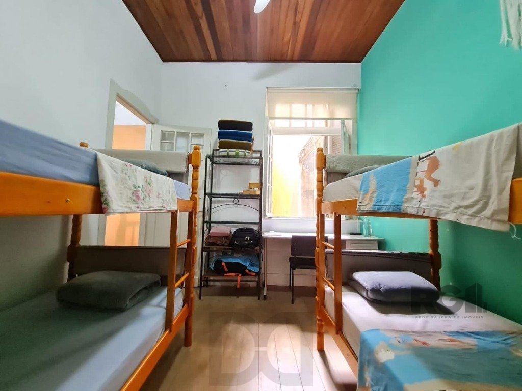 Casa sobrado no Centro de 4 dormitórios — foto 17
