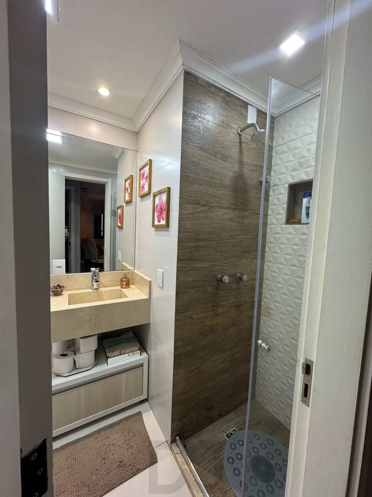 APARTAMENTO SEMI MOBILIADO E REFORMADO C/VAGA NO SARANDI — foto 4