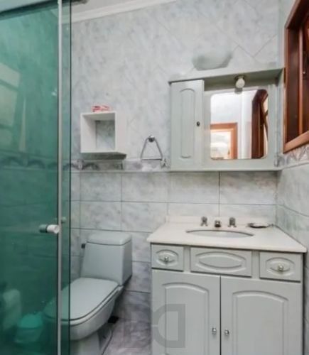 Casa / sobrado no bairro Jardim Itu de 3 dormitórios e pátio com piscina — foto 18