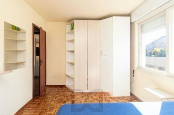 Apartamento no bairro Santana de 2 dormitórios e vaga DESOCUPADO — foto 12