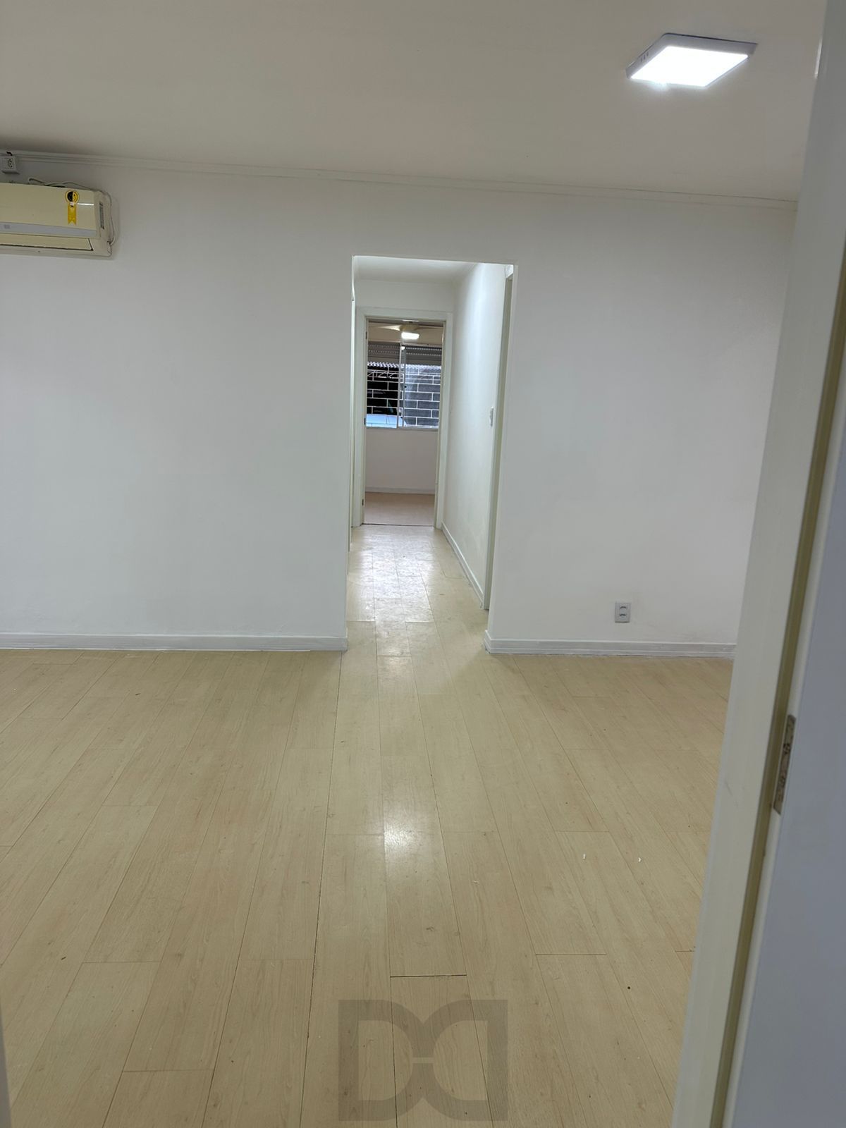 Apartamento com 3 Quartos, térreo com pátio privativo, 1 vaga coberta à Venda, 88m² privativos, só R$ 299.000 — foto 7