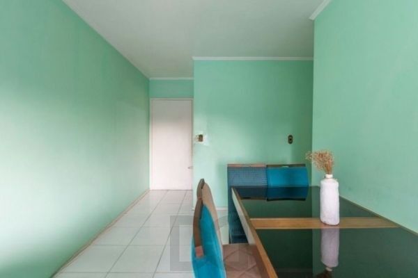 Apartamento no Sarandi de 1 dormitório - DESOCUPADO — foto 5