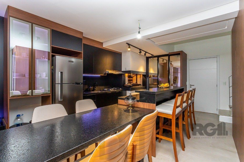 Apartamento DUPLEX no bairro Chácara das Pedras de 2 dormitórios e 2 vagas — foto 14