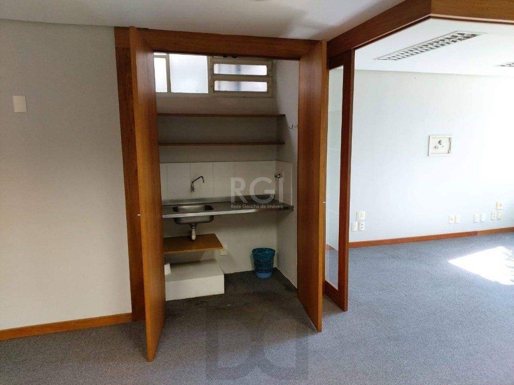 Sala comercial no bairro Petrópolis com 59m² — foto 5