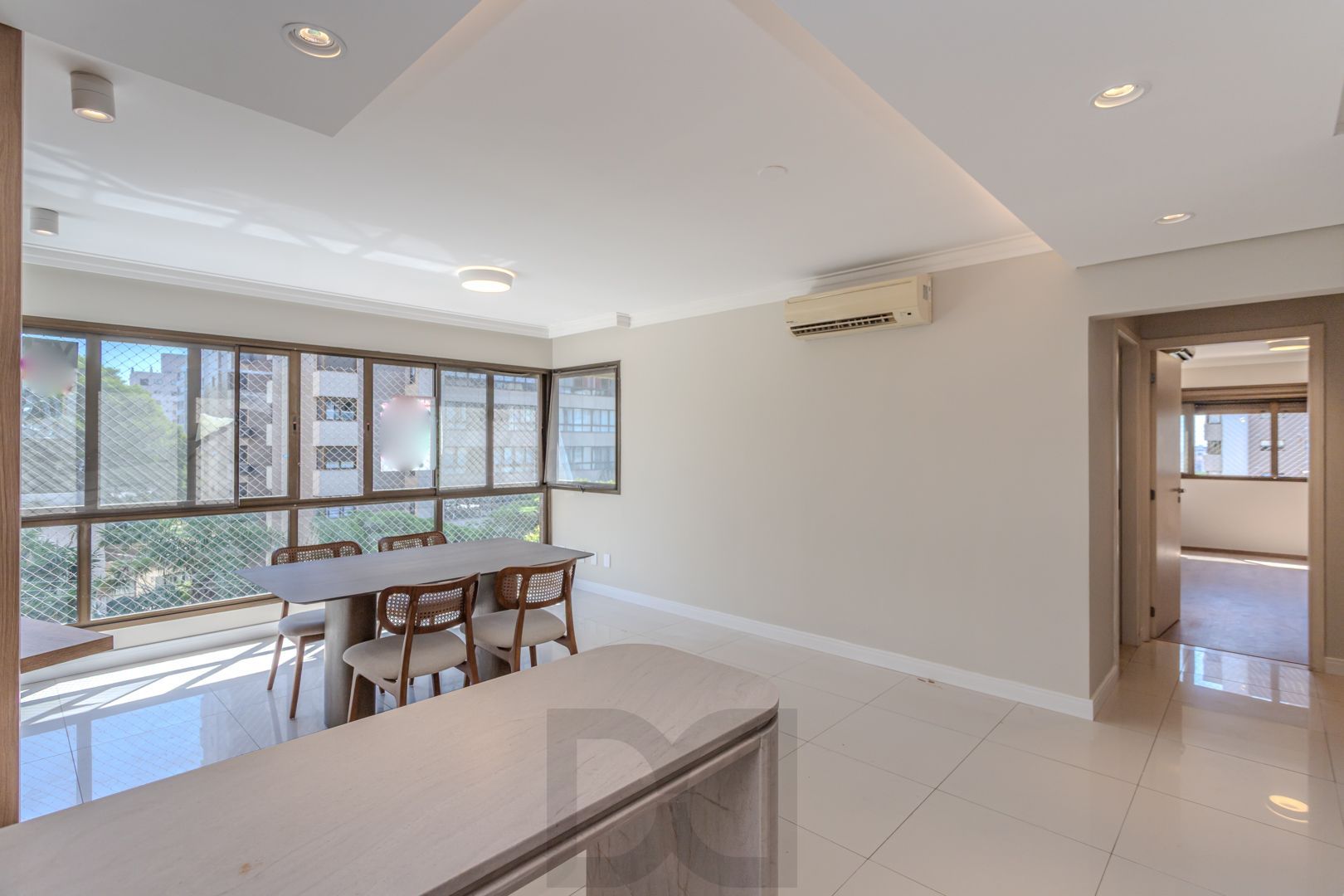 Apartamento no bairro Mont Serrat de 2 suítes e 2 vagas DESOCUPADO — foto 3