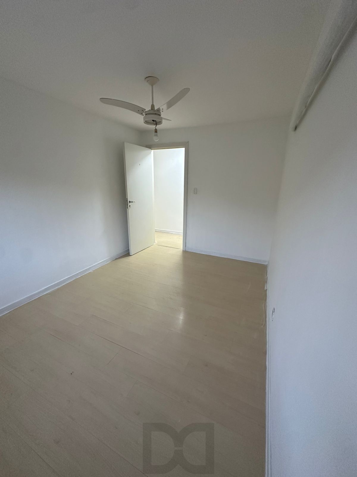 Apartamento com 3 Quartos, térreo com pátio privativo, 1 vaga coberta à Venda, 88m² privativos, só R$ 299.000 — foto 17