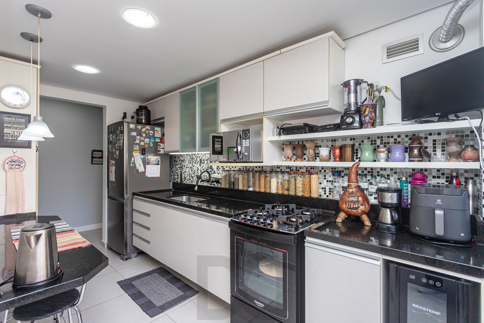 Apartamento bairro Nonoai de 2 dormitórios (original de 3d) vaga e infra — foto 21