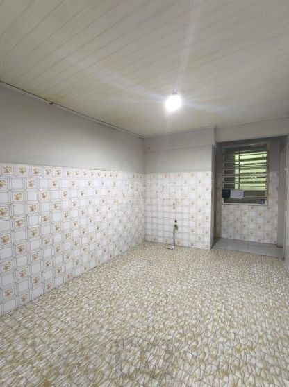 Casa sobrado no bairro Jardim do Salso DESOCUPADA — foto 9