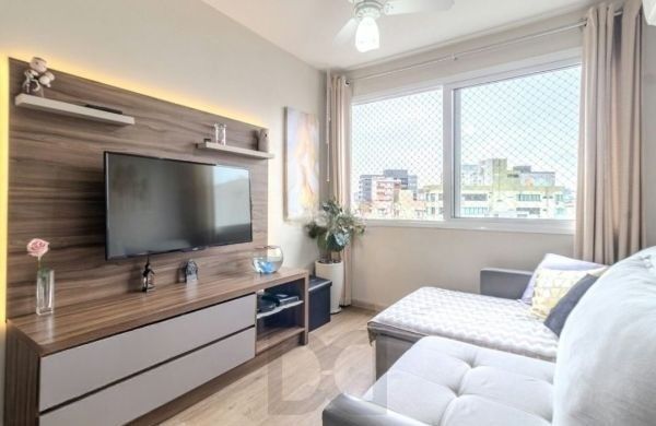 Apartamento de 2 dormitórios 2 vagas e infra no bairro Floresta — foto 2
