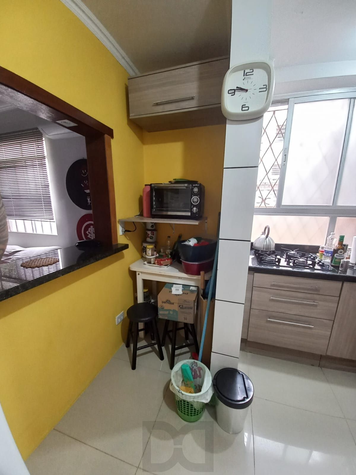 EXCELENTE APARTAMENTO TÉRREO DE 2 DORMITÓRIOS, SEMIMOBILIADO, À VENDA NO BAIRRO MENINO DEUS, PORTO ALEGRE. — foto 6