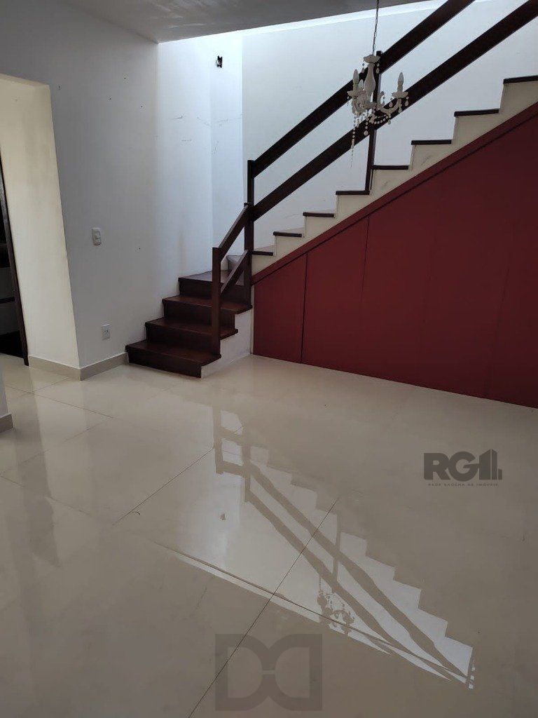 Casa sobrado no Verdes Campos de 3 dormitórios e 4 vagas — foto 2