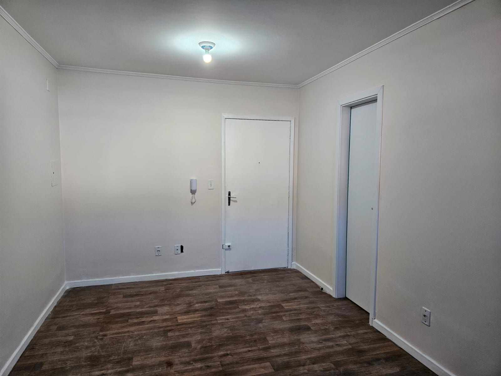 Apartamento JK, no bairro Sarandi, em Porto Alegre/RS — foto 1