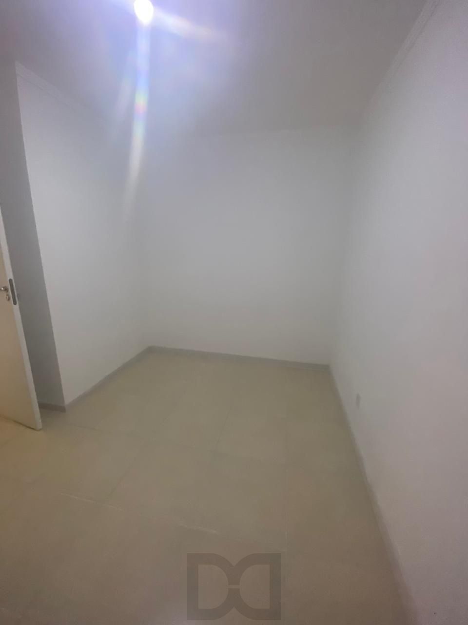 Apartamento no bairro Tristeza de 2 dormitórios e vaga DESOCUPADO — foto 5