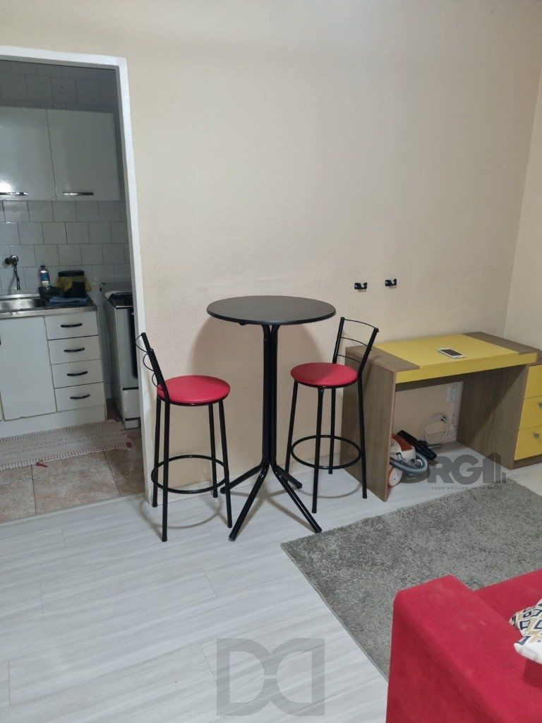 Apartamento mobiliado com 1 dormitório no Jardim Itu — foto 2