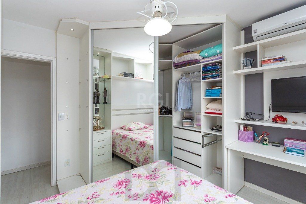 Apartamento de 03 dormitórios (01suíte), com vaga, no bairro São João, em Porto Alegre RS — foto 27