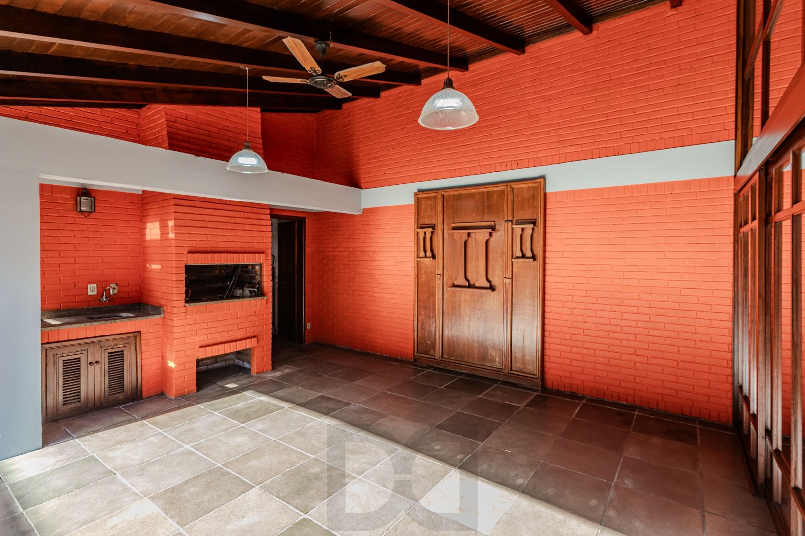 Casa no Partenon com 4 dormitórios e 4 vagas DESOCUPADA — foto 53