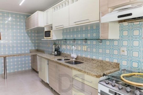 Apartamento no bairro Vila Ipiranga de 2 dormitórios e vaga DESOCUPADO — foto 20