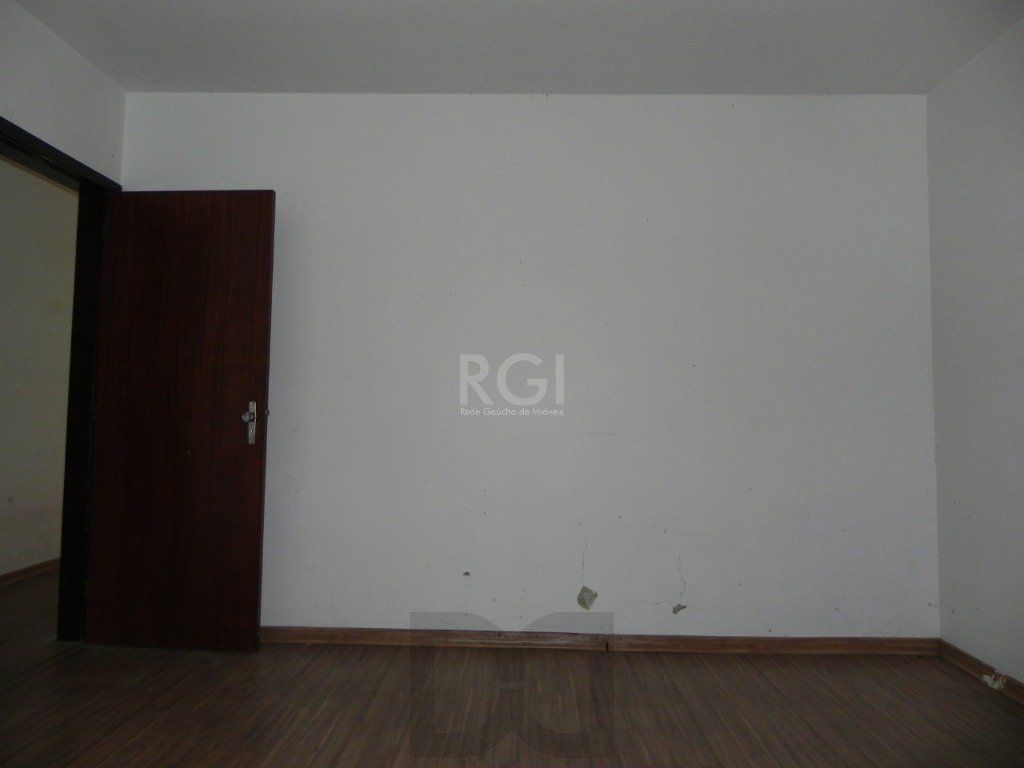 Casa para Venda - 110m², 4 dormitórios, sendo 1 suites, 4 vagas - Jardim Itu — foto 6