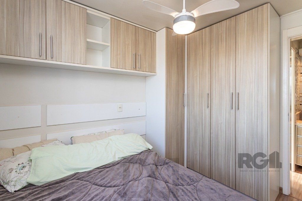 Apartamento no Sarandi de 2 dormitórios vaga e infra MOBILIADO E DESOCUPADO — foto 8