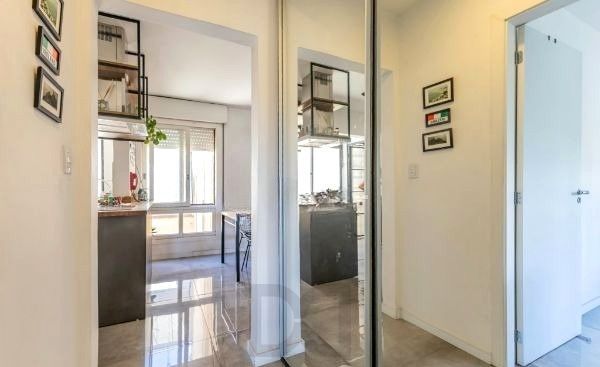 Apartamento na Cidade Baixa de 1 dormitório e dependência REFORMADO — foto 12
