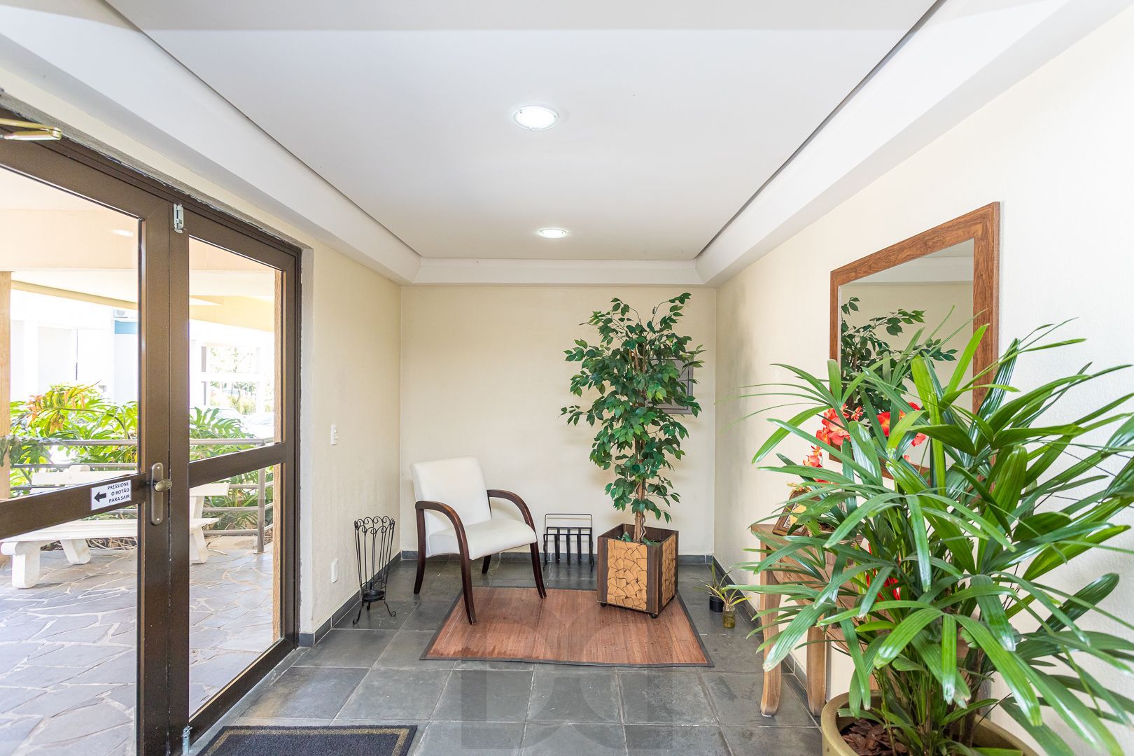 Apartamento diferenciado no bairro Nonoai de 3 dormitórios 2 vagas e infra — foto 51
