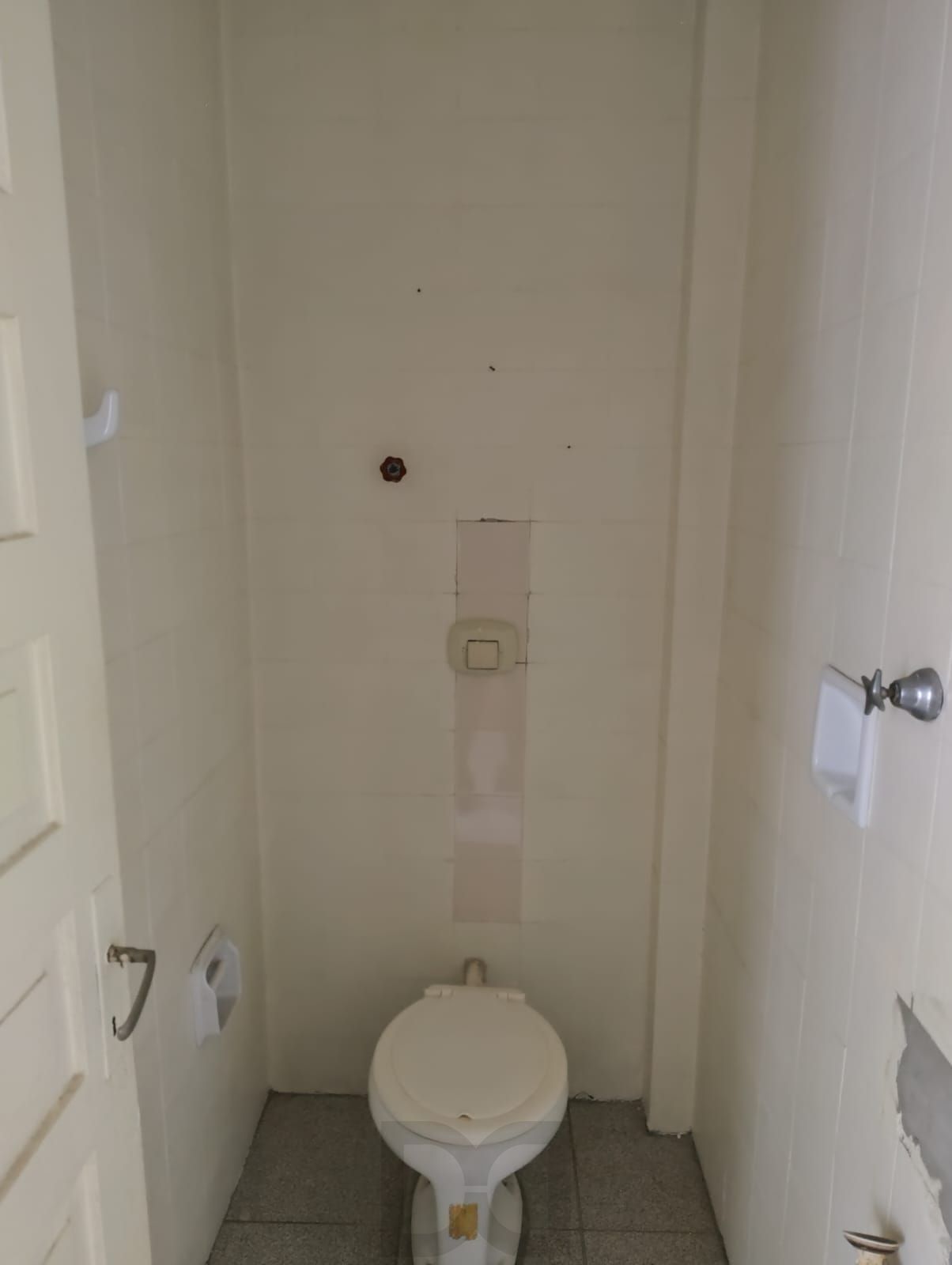 CASA MISTA COMERCIAL NO TÉRREO E RESIDENCIAL EM CIMA — foto 37