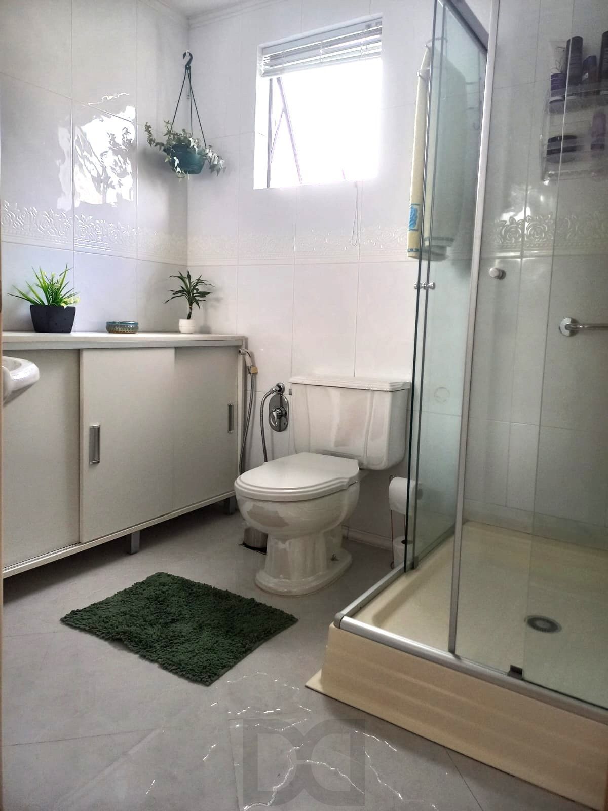Apartamento no Menino Deus de 2 dormitórios e vaga DESOCUPADO — foto 8