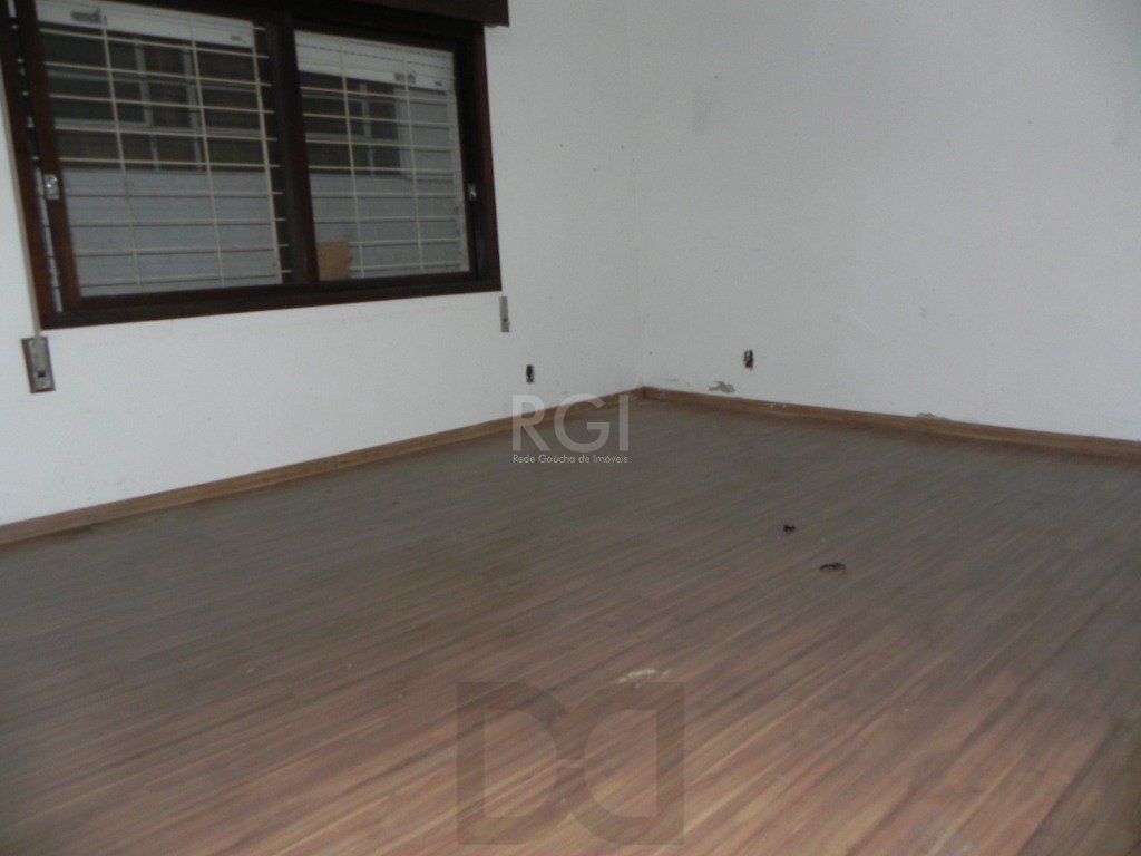 Casa para Venda - 110m², 4 dormitórios, sendo 1 suites, 4 vagas - Jardim Itu — foto 3