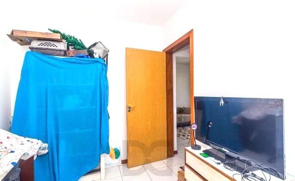 Apartamento na Cavalhada de 2 dormitórios e vaga — foto 7