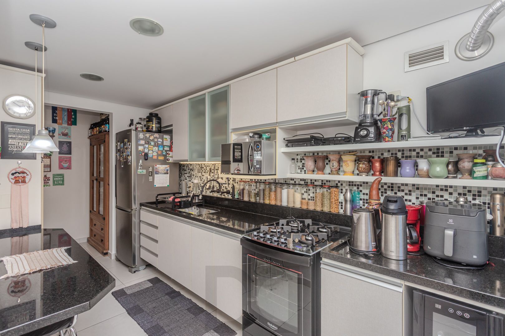 Apartamento diferenciado no bairro Nonoai de 3 dormitórios 2 vagas e infra — foto 24