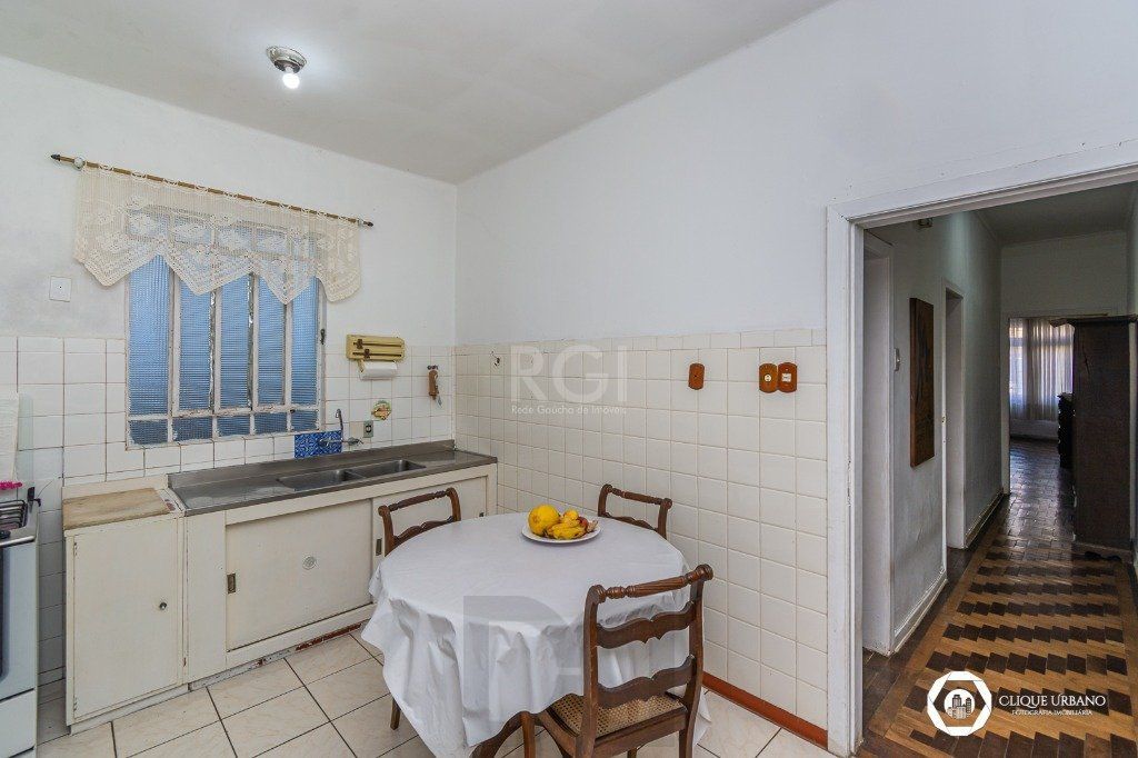 Casa para Venda de 3 dormitórios, no bairro Petrópolis — foto 25