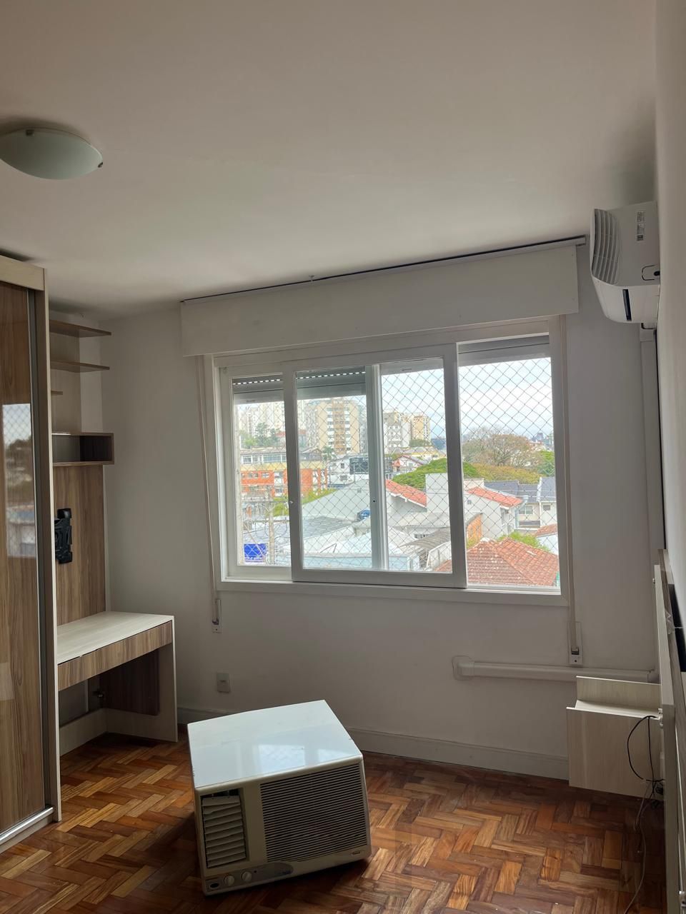 Apartamento no bairro Vila Ipiranga de 2 dormitórios e vaga DESOCUPADO — foto 11