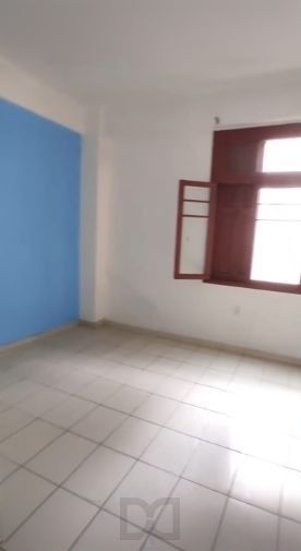 Apartamento no Centro de 3 dormitórios e dependência DESOCUPADO — foto 15