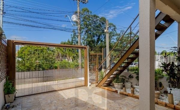 Casa sobrado na Hípica de 4 dormitórios e 2 vagas — foto 3