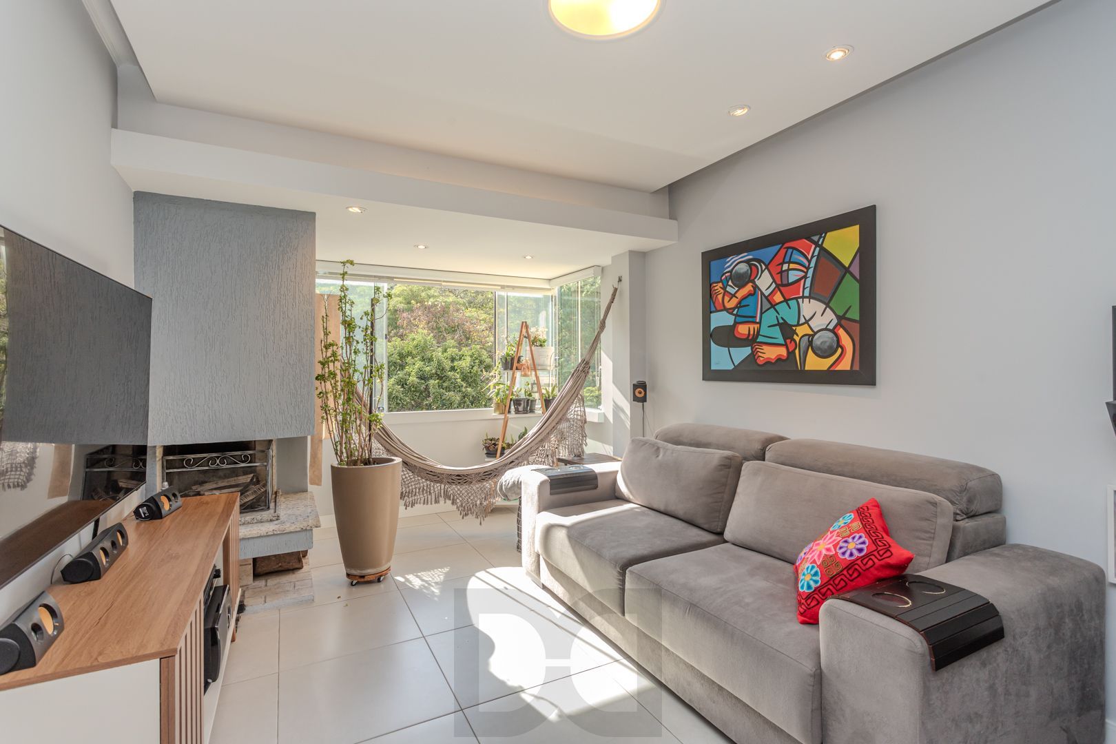 Apartamento diferenciado no bairro Nonoai de 3 dormitórios 2 vagas e infra — foto 19