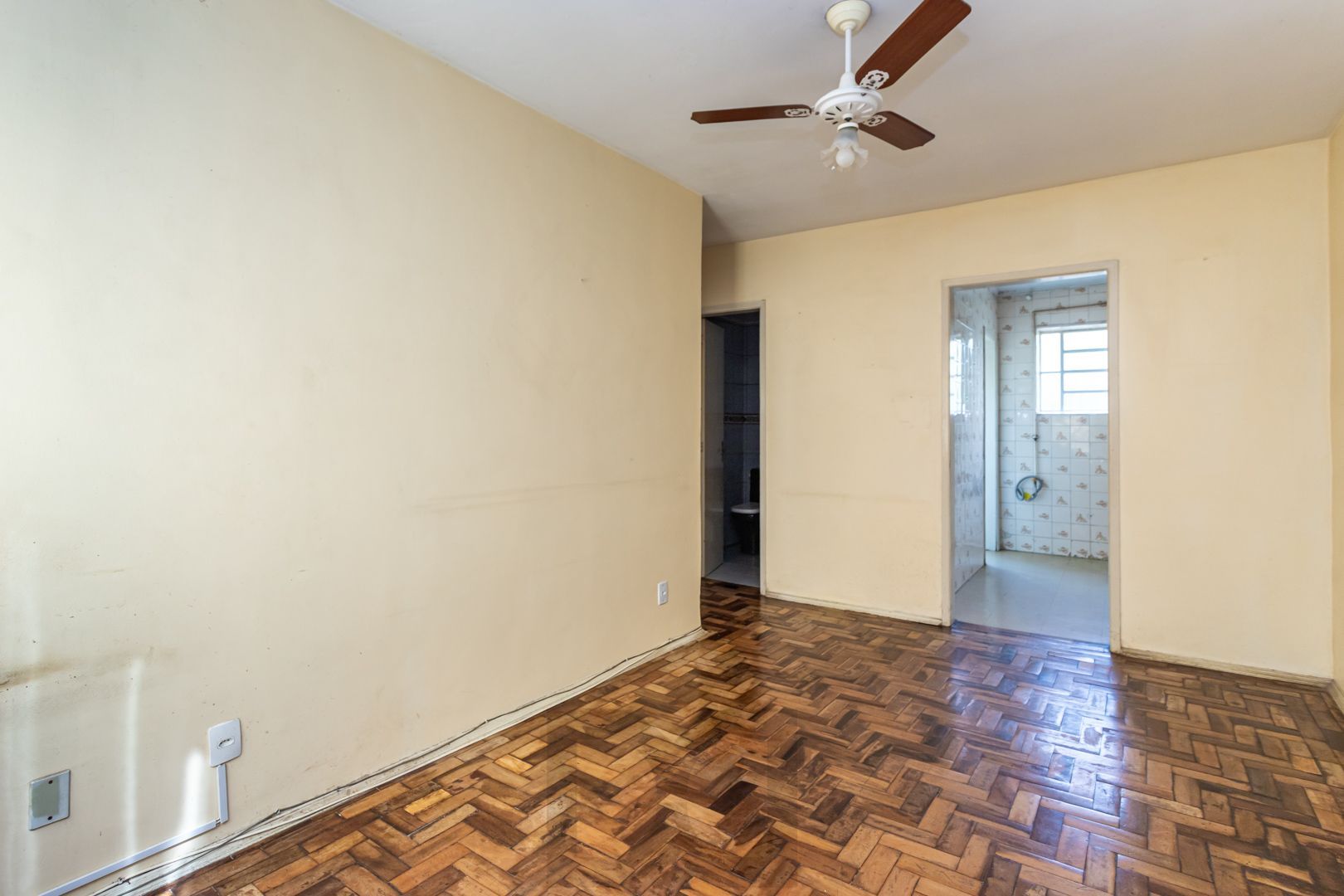 Apartamento no Humaitá de 2 dormitórios DESOCUPADO — foto 2
