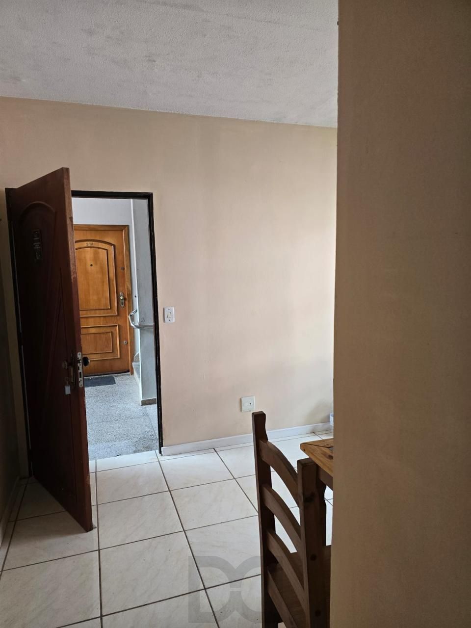 Apartamento no Jardim Itú de 1 dormitório e vaga rotativa DESOCUPADO — foto 2