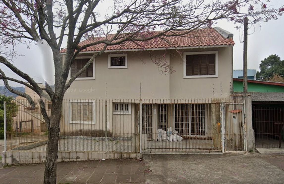 Casa sobrado no bairro Santo Antônio de 4 dormitórios e 2 vagas — foto 1