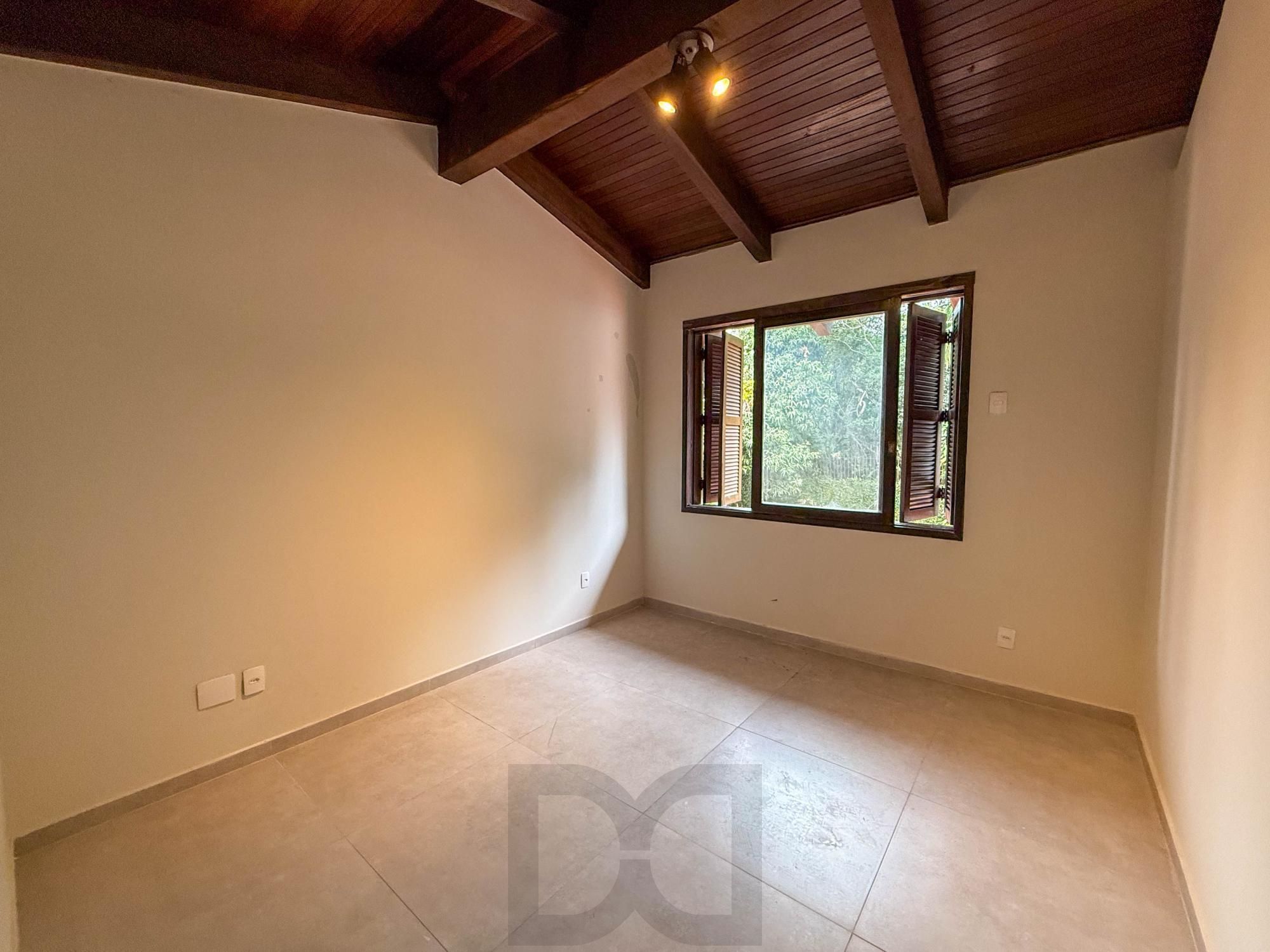 SOBRADO COM 4 DORMITORIOS — foto 47