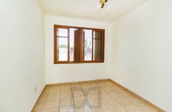 Apartamento de 2 dormitórios no bairro Santa Cecilia DESOCUPADO — foto 13