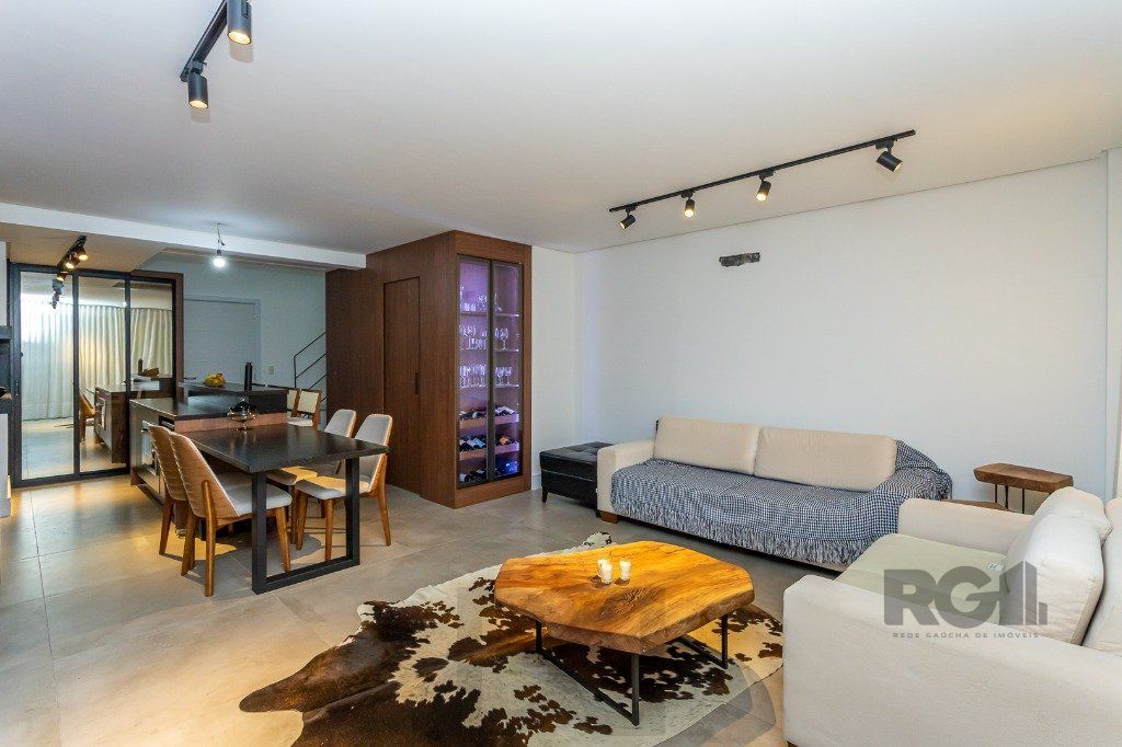 Apartamento DUPLEX no bairro Chácara das Pedras de 2 dormitórios e 2 vagas — foto 7