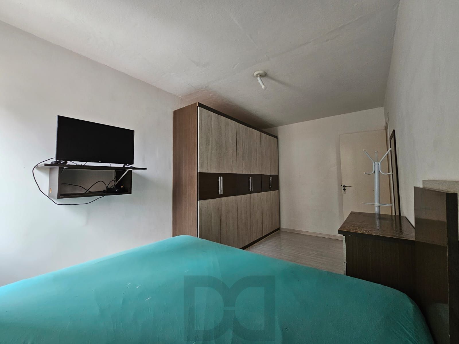 Apartamento no Partenon de 1 dormitório mobiliado DESOCUPADO — foto 7