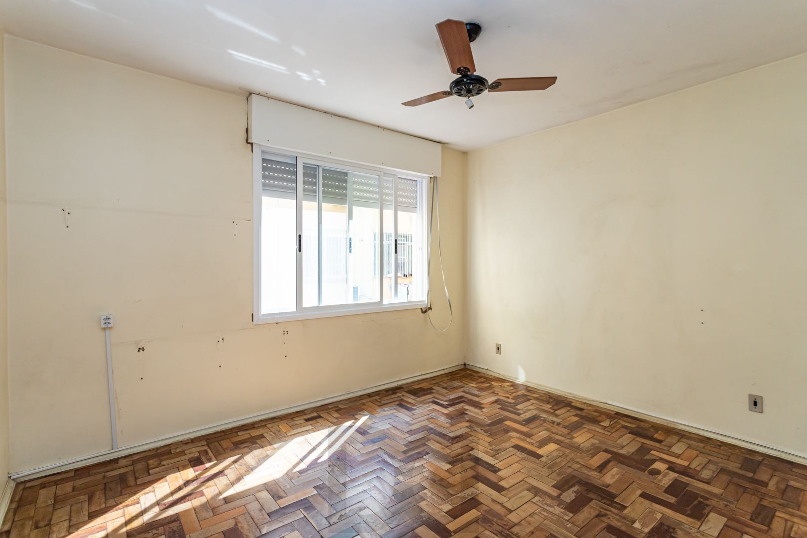 Apartamento no Humaitá de 2 dormitórios DESOCUPADO — foto 15
