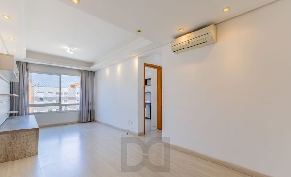 Apartamento no Centro de 2 dormitórios e 2 vagas — foto 5