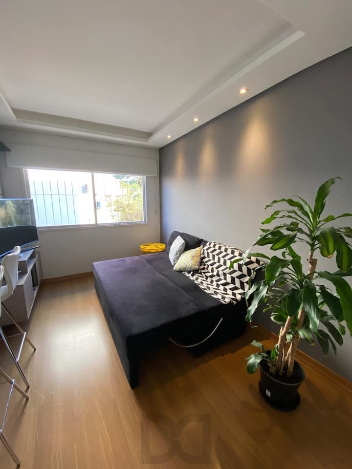 Apartamento no bairro Cristal de 1 dormitório REFORMADO E MOBILIADO — foto 4