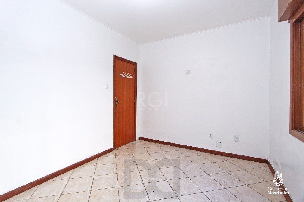Casa no bairro Cavalhada de 3 dormitórios e amplo pátio — foto 13