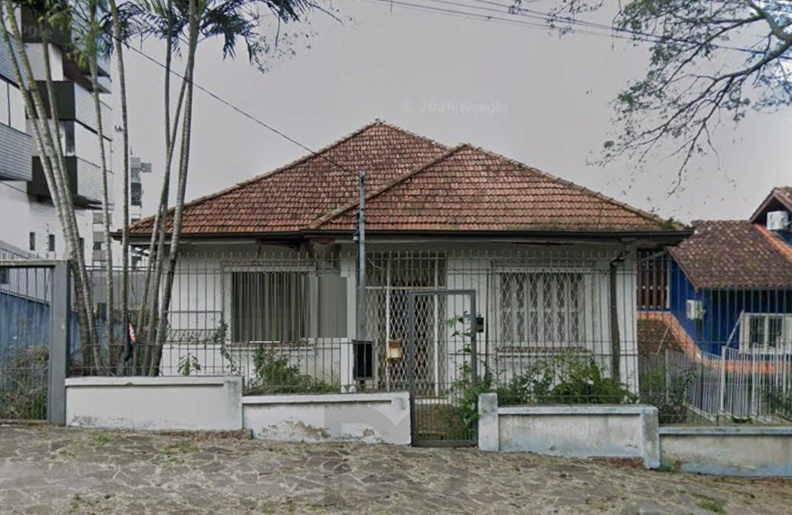 Terreno no bairro Petrópolis com 429m² — foto 2