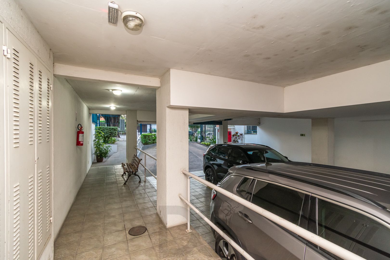 Apartamento no bairro Higienópolis de 3 dormitórios e 2 vagas — foto 32