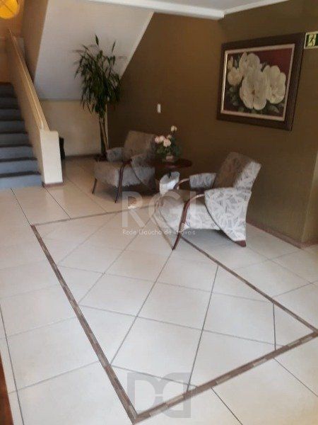 Apartamento térreo no Menino Deus de 1 dormitório com pátio DESOCUPADO — foto 23