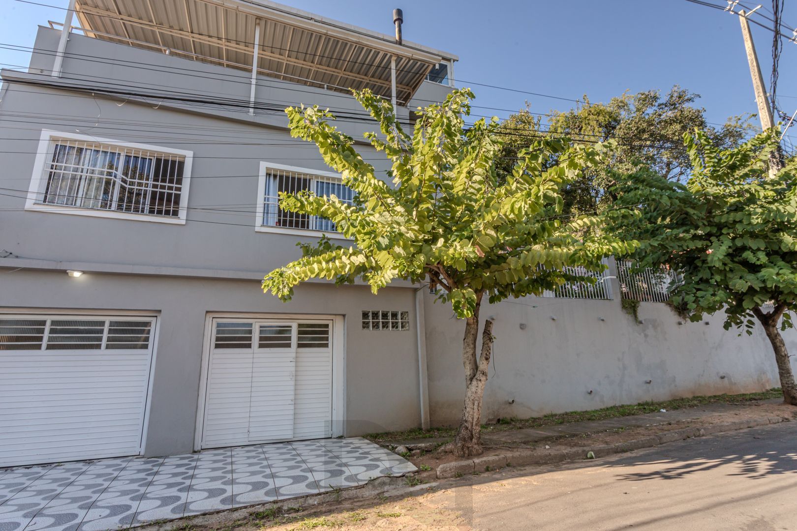 Casa sobrado no Morro Santana de 2 dormitórios e 2 vagas — foto 1
